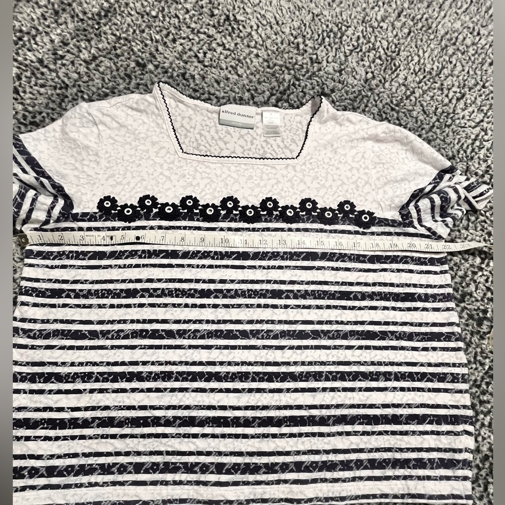 Alfred Dunner Black and White Striped Floral Lace Blouse - Picture 5 of 8